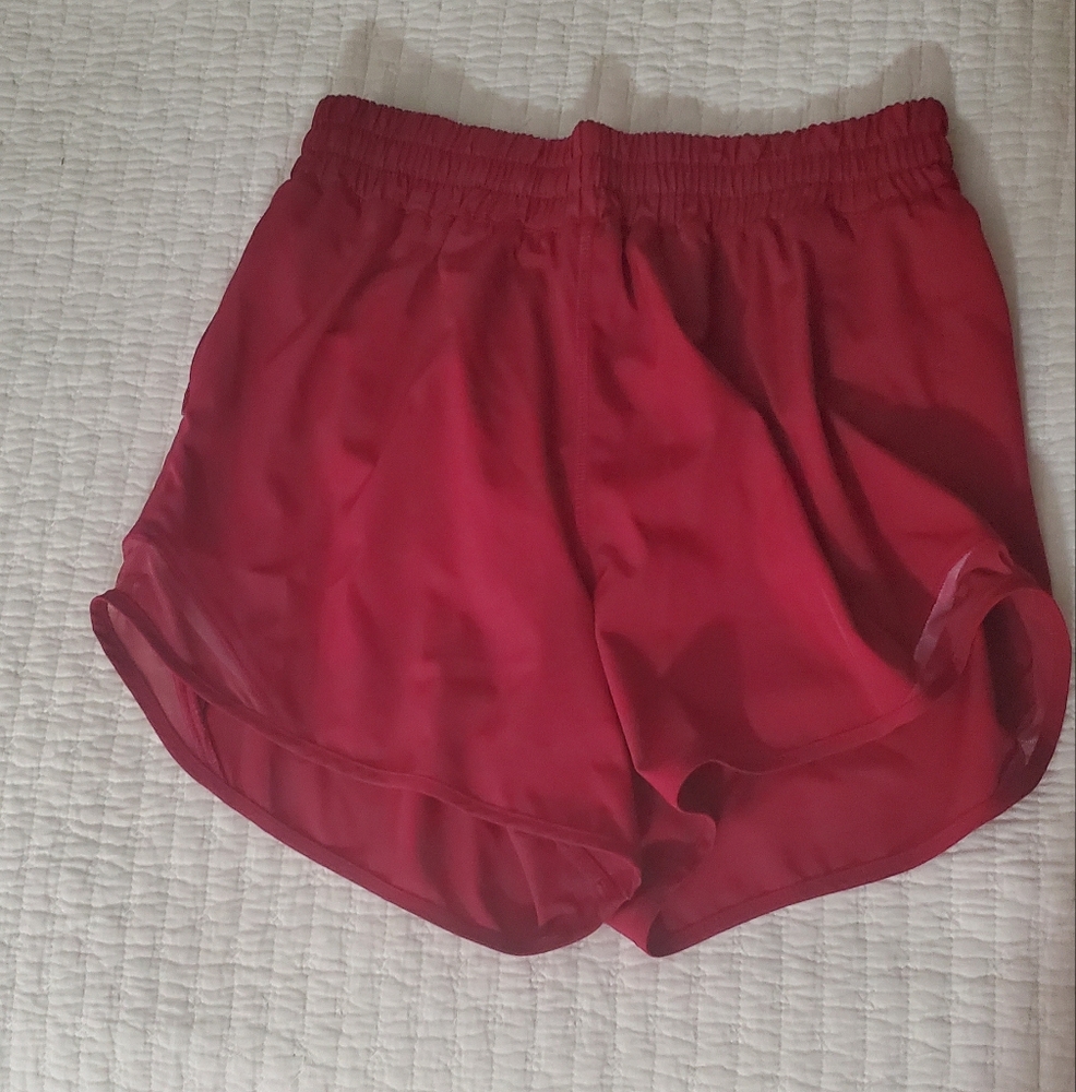 Quince Red Active Women's Shorts